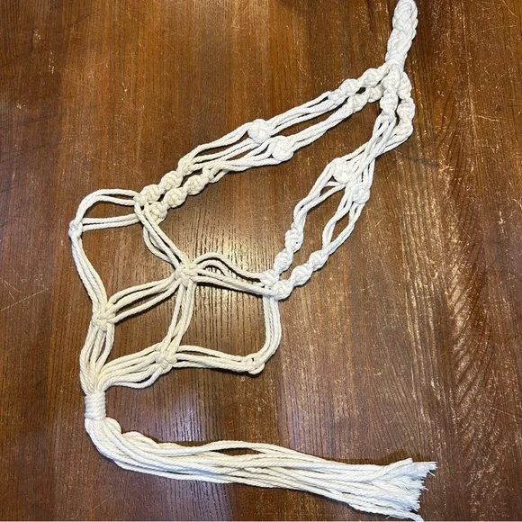 Cream Macrame Plant Hangers - Picture 2 of 4
